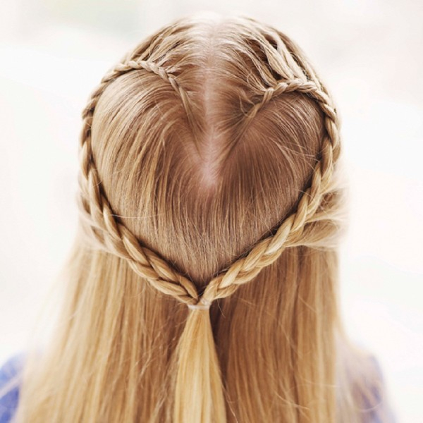 Модные прически: варианты плетения кос для длинных волос.